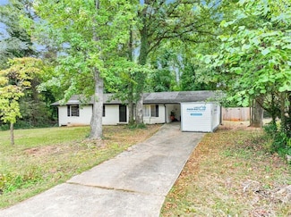 5626 Noblett Rd SW, Stone Mountain, GA 30087