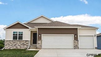 8507 S 184th Ave, Omaha, NE 68136