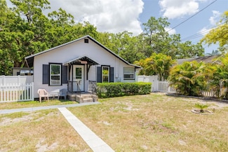 1235 Bass Blvd, Dunedin, FL 34698
