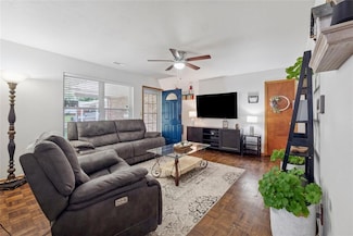 201 Vine St, Yukon, OK 73099