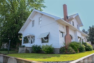 202 E 3rd Ave, Ritzville, WA 99169