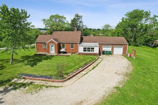 5255 Meredith Dr, Des Moines, IA 50310
