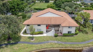 3369 Perimeter Dr, Greenacres, FL 33467