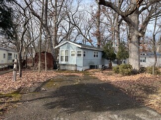 2795 E 28th Lot 689 Rd, Seneca, IL 61360