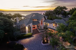 92 Highpoint Dr, Gulf Breeze, FL 32561