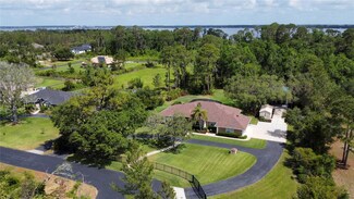 15305 Shady Ln, Tavares, FL 32778