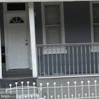 4133 Brown St, Philadelphia, PA 19104