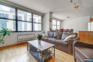 7004 Boulevard E Unit 2B, Guttenberg, NJ 07093