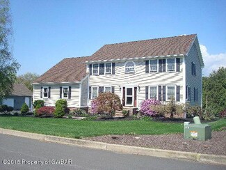 30 Genoa Ln, Shavertown, PA 18708