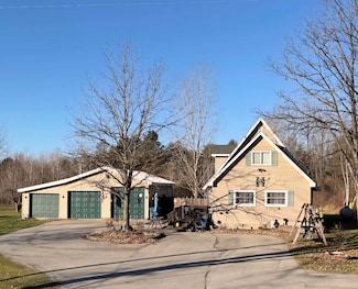 1911 N 11 Mile Rd, Linwood, MI 48634