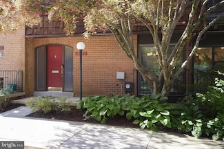 10893 Deborah Dr, Potomac, MD 20854
