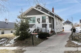 1115 A Ave NW, Cedar Rapids, IA 52405