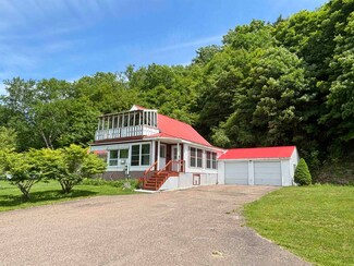 192 Choiniere Ave, Saint Albans, VT 05478