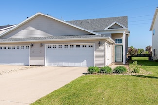 828 Cinnamon Ridge Place, West Fargo, ND 58078