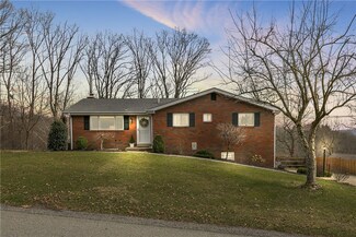 3289 Fawnway Dr, Murrysville, PA 15668
