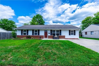 626 Spinning Dr, New Carlisle, OH 45344