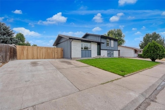 5160 Blackhawk Way, Denver, CO 80239