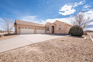 1354 W Los Charros Dr, Pueblo, CO 81007
