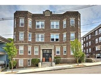 70 Bellingham St Unit 13A, Chelsea, MA 02150