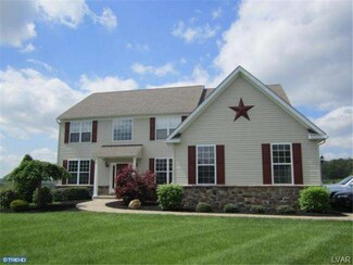 2912 Silver Creek Cir, Kutztown, PA 19530