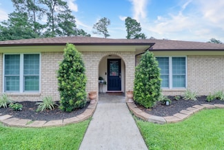 12110 Timberlake Dr, Cypress, TX 77429
