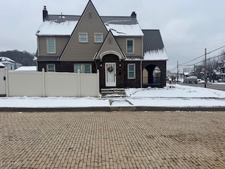 500 Gilbert Ave, Follansbee, WV 26037