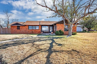 1112 NW 1st Place, Andrews, TX 79714