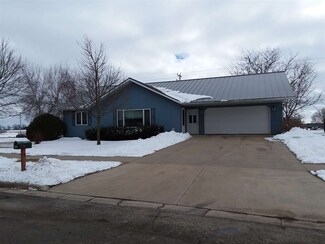 134 Hartz Cir, Randolph, WI 53956