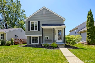 1006 Britta Ln, Geneva, IL 60134