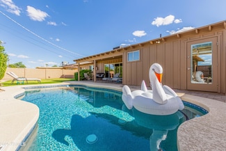 8208 E Weldon Ave, Scottsdale, AZ 85251
