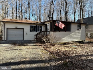 433 Orono Dr, Pocono Lake, PA 18347