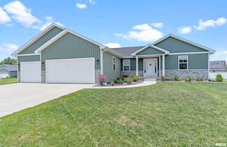 425 Waterwheel Dr, Rochester, IL 62563