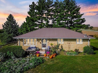 1279 565 Trail, Lovilia, IA 50150