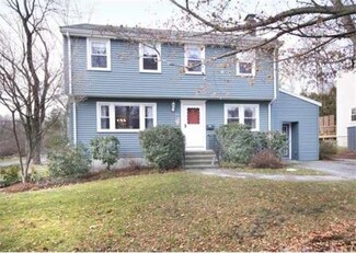 64 Webb St, Lexington, MA 02420