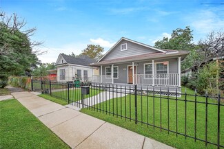 1917 Chapman St, Houston, TX 77009