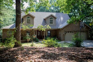 318 Lake Forest Dr, Taylorsville, NC 28681