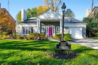 2517 Orchard Rd, Ottawa Hills, OH 43606