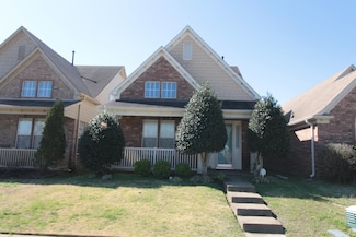 8575 Griffin Park Dr, Cordova, TN 38018