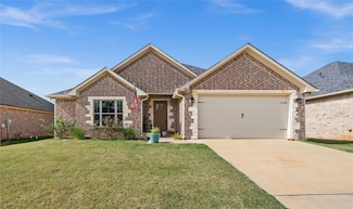 523 Cornerstone Rd, Lindale, TX 75771