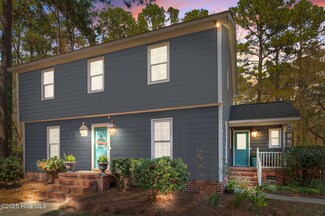 100 S Baywood Ln, Greenville, NC 27834