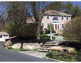 9 Salt Marsh Ln, Gloucester, MA 01930
