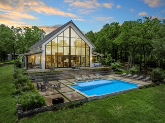 18404 County Road 264, Oakwood, TX 75855