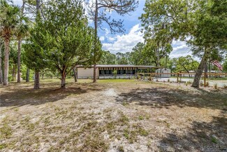 1895 S Iroquois Ave, Homosassa, FL 34448