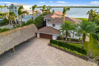 10204 46th Ave W, Bradenton, FL 34210