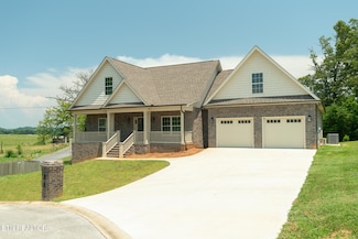 1520 Rosewood Dr, Sevierville, TN 37876