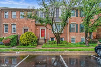 3110 Windwood Farms Dr, Oakton, VA 22124