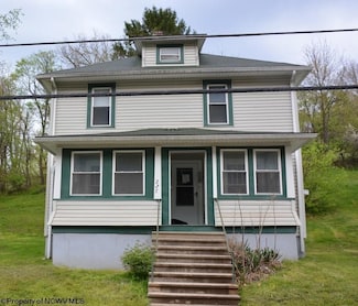 227 Diamond St, Elkins, WV 26241