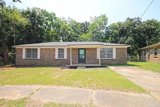 7055 Coronado Dr, Pensacola, FL 32526