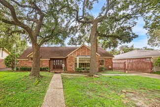 7119 Hartland St, Houston, TX 77055
