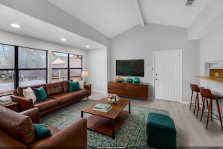 5323 Blair Ln Unit V216, Baton Rouge, LA 70809